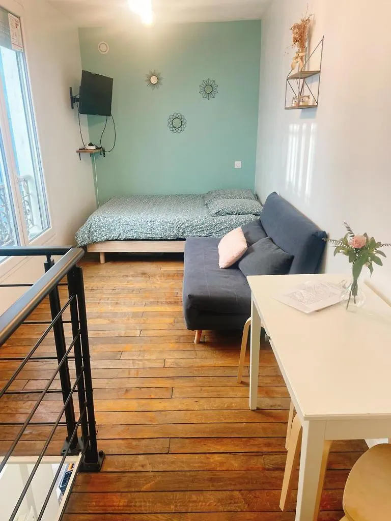 Duplex Atypique Paris 13 Station F Bercy Apartment France