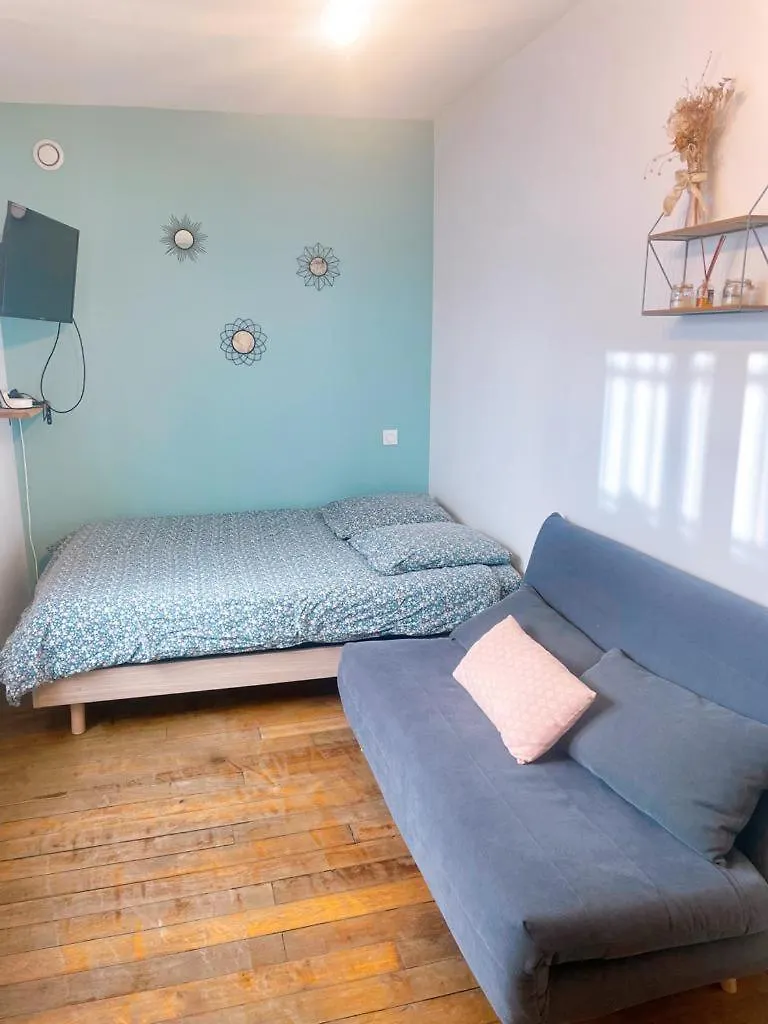 Duplex Atypique Paris 13 Station F Bercy Apartment 0*,  France